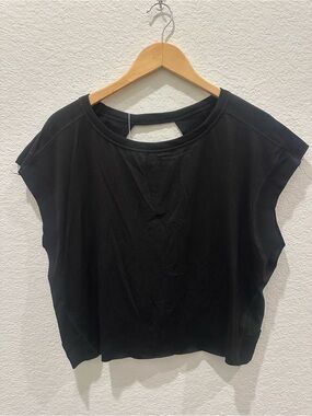 Rosa Clothing Black Open Back Activewear Top Women’s Workout